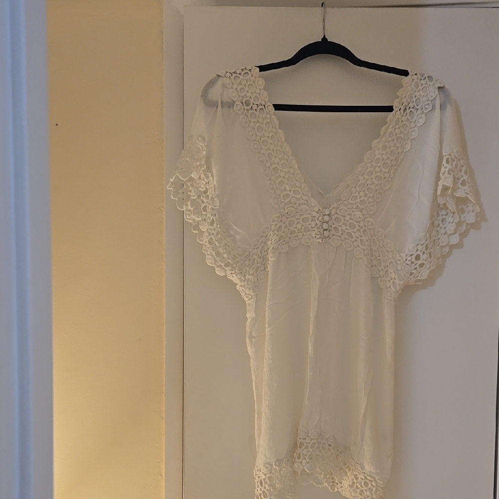 Elegant White Lace Blouse